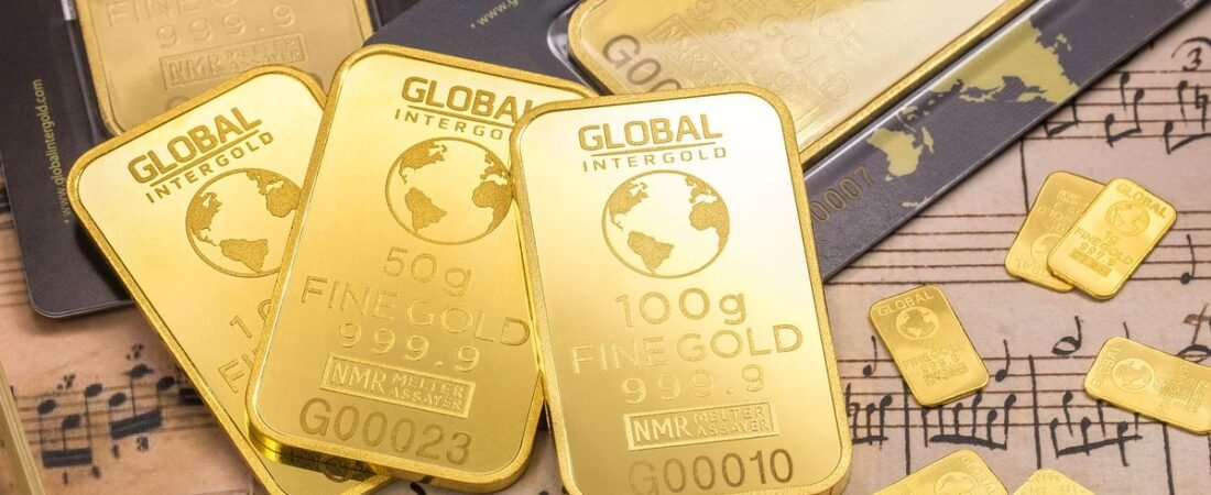Emas kekal lemah selepas Fed hawkish; tumpuan kini pada data ekonomi
